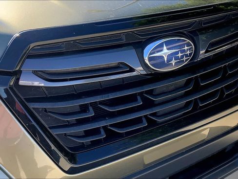 Used 2023 Subaru Forester Limited w/ Popular Package #2 AWD/4WD image 32