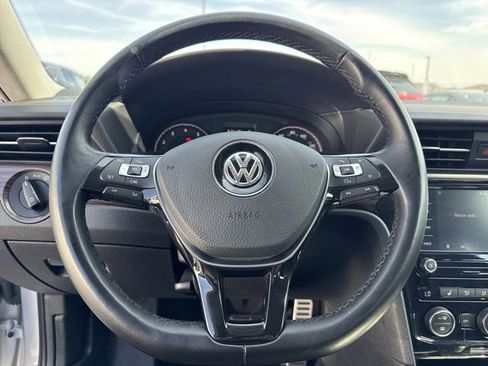 Used 2020 Volkswagen Passat 2.0T SEL FWD image 19