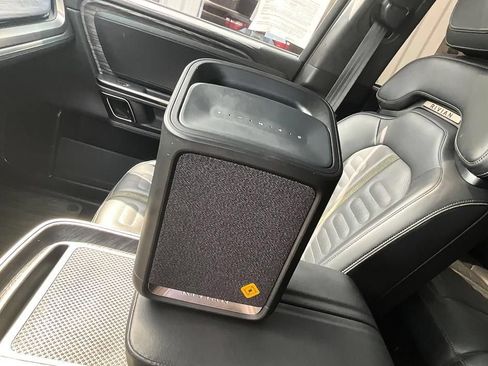 Used 2022 Rivian R1T Adventure AWD/4WD image 24