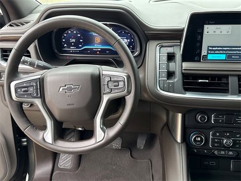 Used 2023 Chevrolet Tahoe Z71 w/ Luxury Package image 15