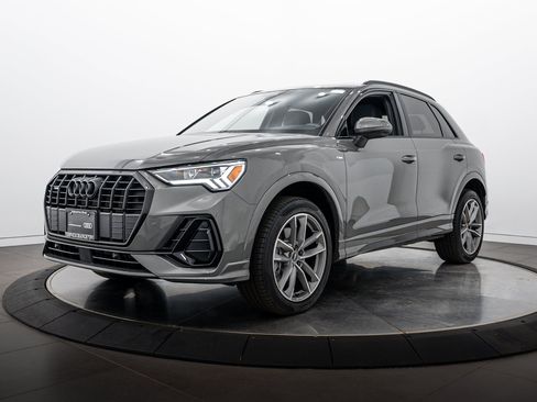 Certified 2025 Audi Q3 2.0T Premium w/ Convenience Package AWD/4WD image 7