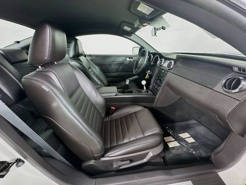 Used 2007 Ford Mustang GT Premium RWD image 26