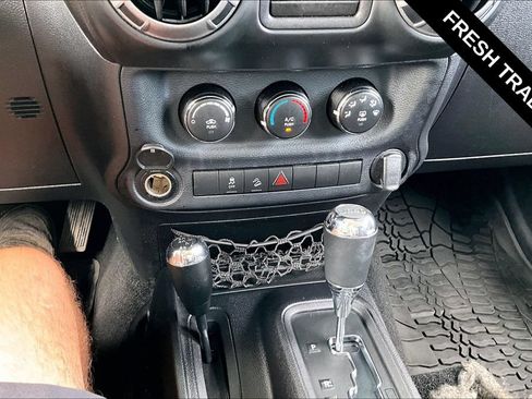 Used 2014 Jeep Wrangler Sport AWD/4WD image 14