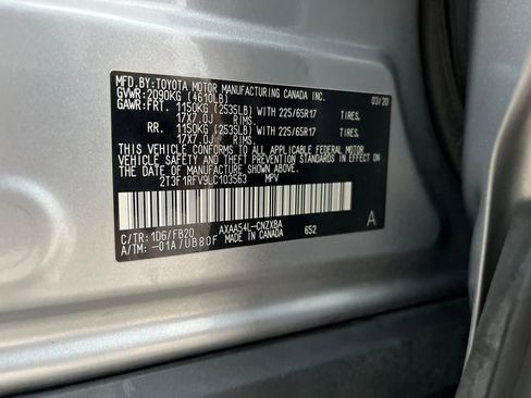 Used 2020 Toyota RAV4 LE AWD/4WD image 10
