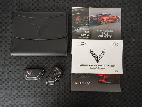 Used 2023 Chevrolet Corvette Stingray Premium Conv w/ Z51 Performance Package RWD image 21