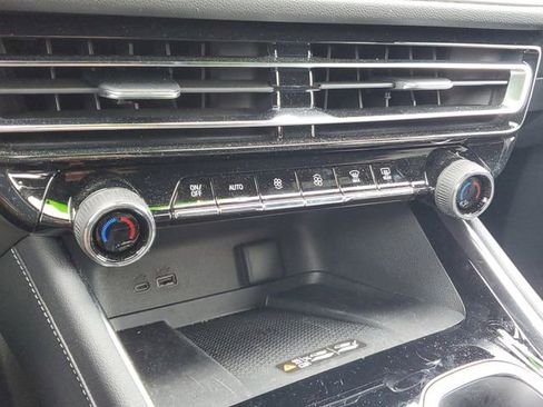 New 2026 Chevrolet Traverse LT w/ Driver Confidence Package image 28