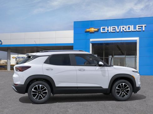 New 2026 Chevrolet TrailBlazer LT w/ Convenience Package image 5