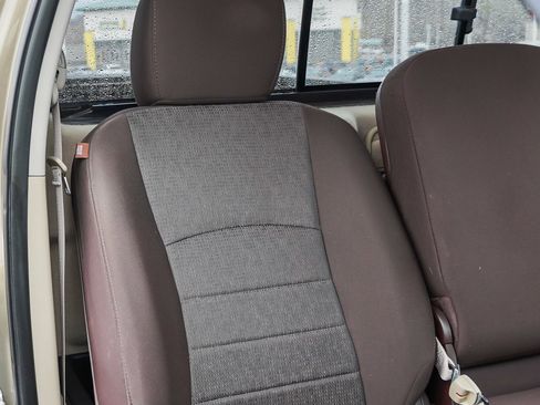 Used 2014 RAM 1500 Big Horn image 23