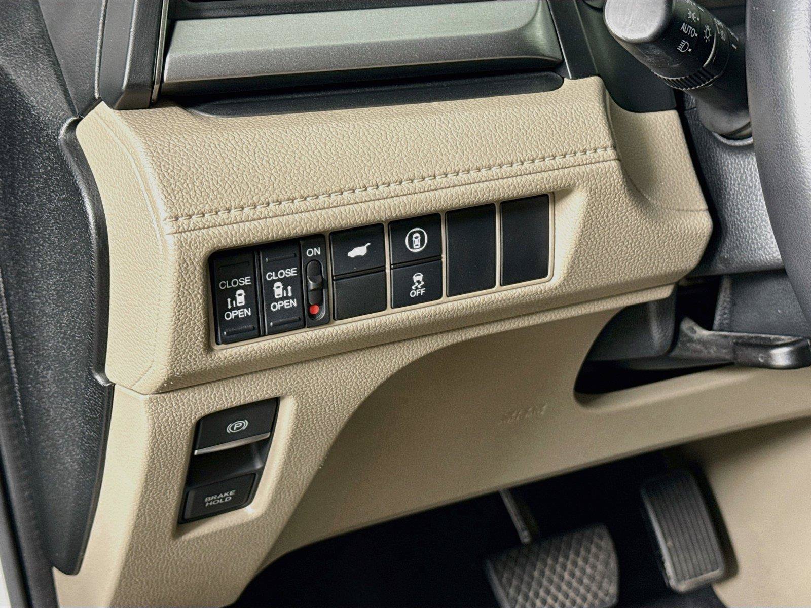 Certified 2024 Honda Odyssey EX-L image 14