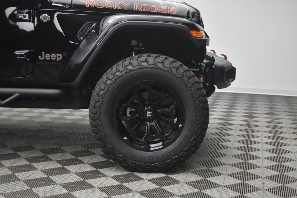 New 2026 Jeep Gladiator Rubicon w/ Technology Group AWD/4WD image 7