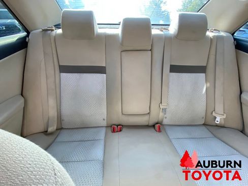 Used 2012 Toyota Camry XLE FWD image 17