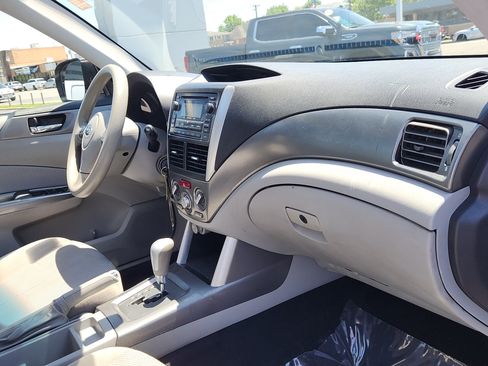 Used 2011 Subaru Forester 2.5X Premium w/ All-Weather Pkg AWD/4WD image 28