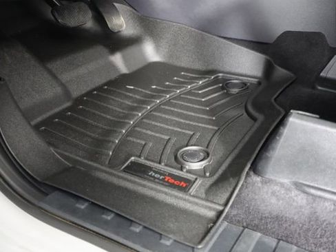 Certified 2023 Ford F150 XLT w/ Equipment Group 302A High image 39