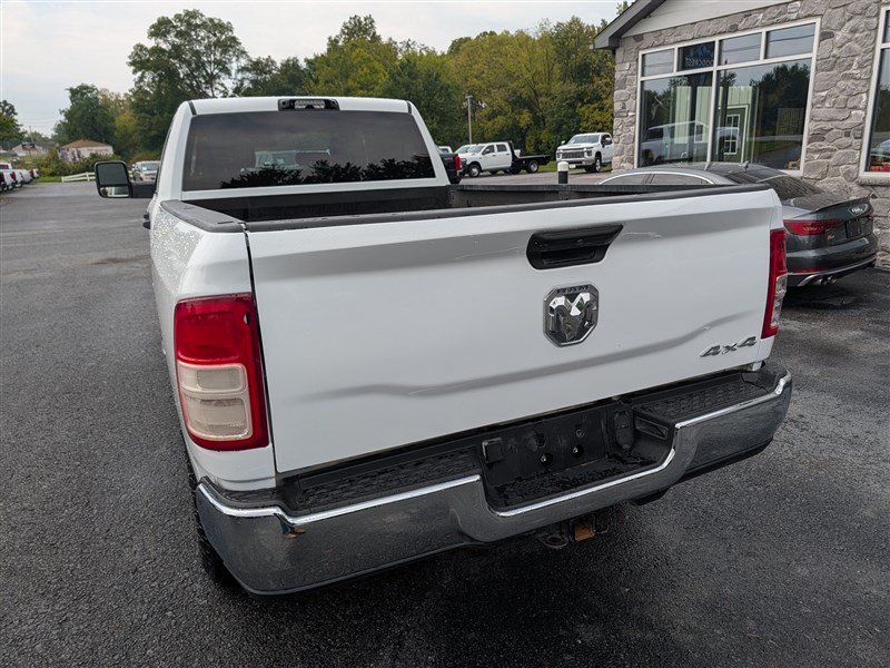 Used 2024 RAM 2500 Tradesman w/ Chrome Appearance Group AWD/4WD image 6
