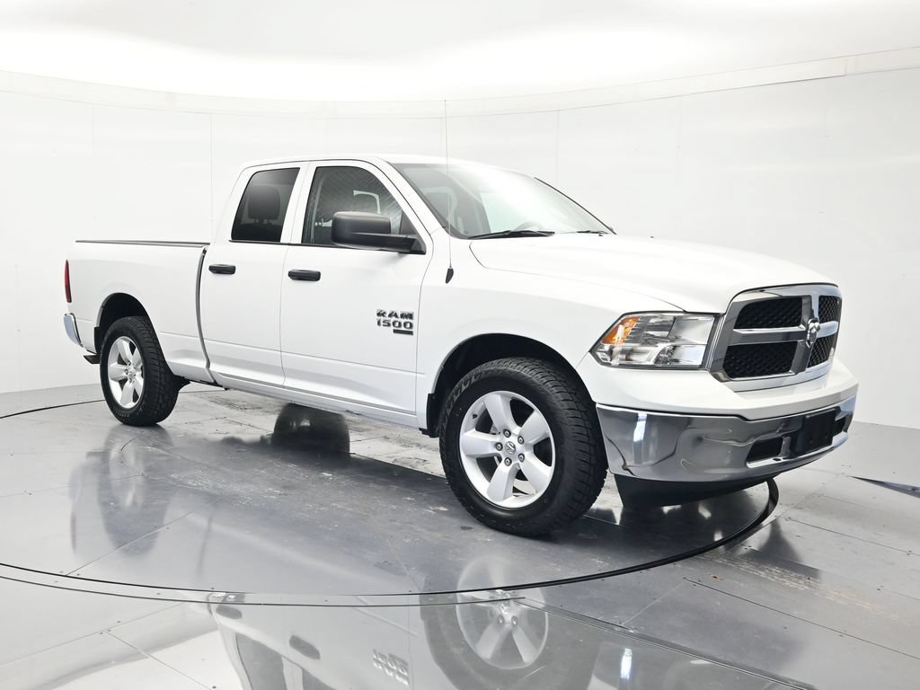 Used 2024 RAM 1500 Classic SLT AWD/4WD image 3