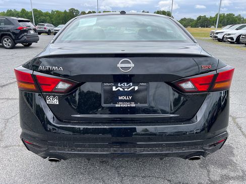 Used 2024 Nissan Altima 2.5 SR FWD image 4