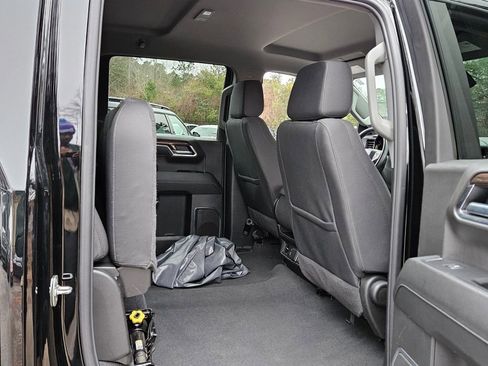 Used 2025 Chevrolet Silverado 1500 LT image 14