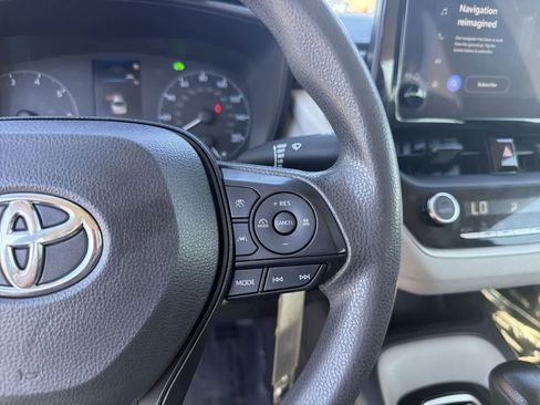 Used 2024 Toyota Corolla LE image 29