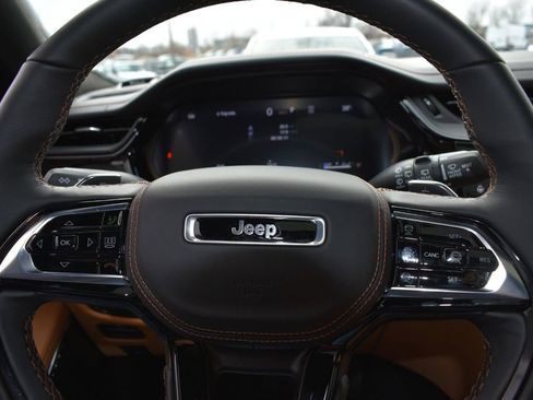 New 2026 Jeep Grand Cherokee L Summit AWD/4WD image 18