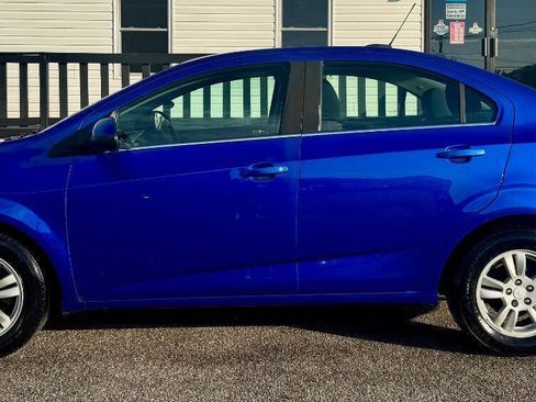 Used 2016 Chevrolet Sonic LT w/ Driver Confidence Package FWD image 2