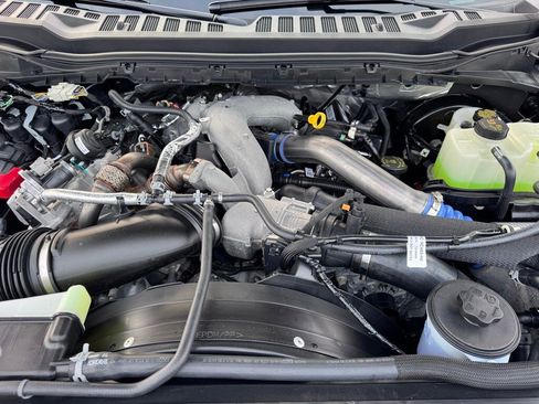 New 2026 Ford F250 Platinum w/ FX4 Off-Road Package image 41