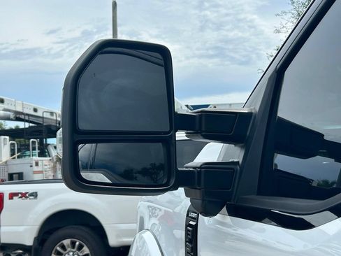 Used 2024 Ford F250 Lariat w/ Lariat Ultimate Package AWD/4WD image 19