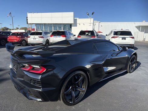 Used 2024 Chevrolet Corvette Z06 w/ Z07 Performance Package image 3