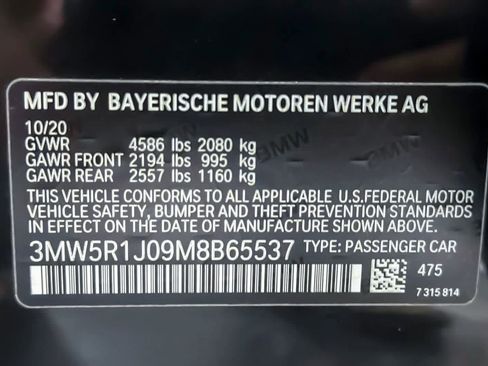 Used 2021 BMW 330i Sedan w/ M Sport Package image 29