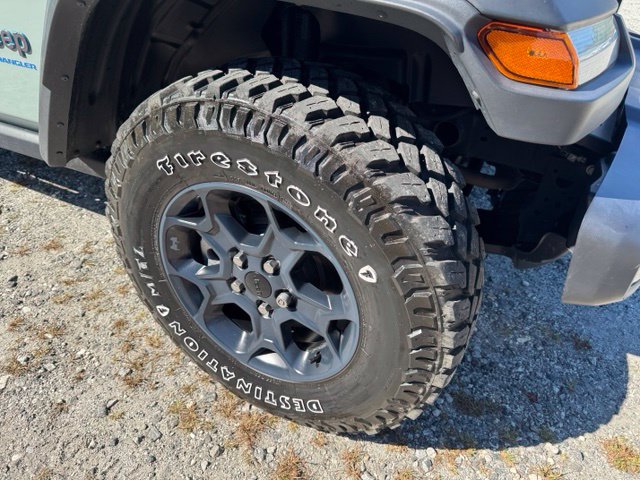 Used 2023 Jeep Wrangler Unlimited w/ Cold Weather Group AWD/4WD image 11