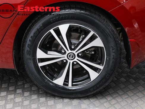 Used 2023 Nissan Sentra SV w/ Trunk Package image 8