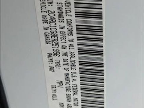 Used 2014 Chrysler Town & Country Touring-L w/ Driver Convenience Group image 25