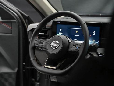 New 2025 Nissan Kicks SR w/ Illumination Package image 14