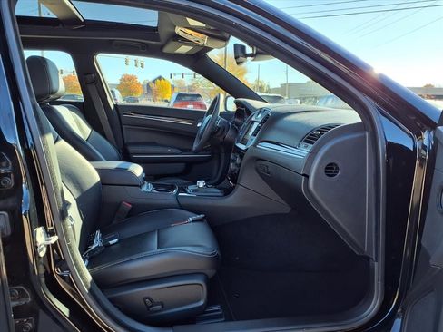 Certified 2023 Chrysler 300 S w/ Comfort Group image 29