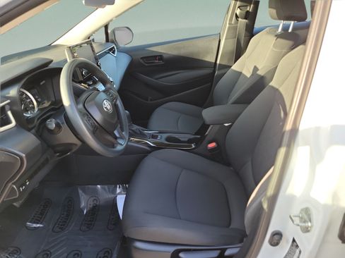 Used 2022 Toyota Corolla LE FWD image 20