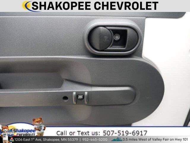 Used 2010 Jeep Wrangler Unlimited Rubicon AWD/4WD image 8