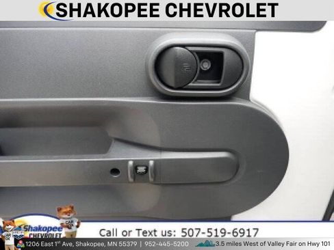 Used 2010 Jeep Wrangler Unlimited Rubicon image 8