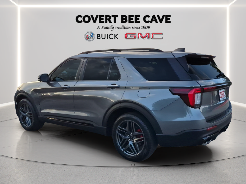 Used 2025 Ford Explorer ST AWD/4WD image 5