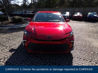 Used 2025 Toyota Camry SE video 2