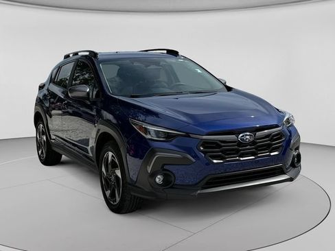 Used 2025 Subaru Crosstrek 2.5i Limited AWD/4WD image 8