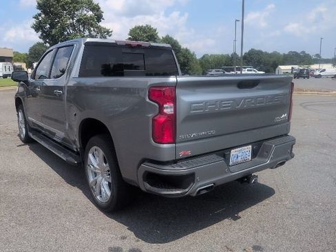 Used 2024 Chevrolet Silverado 1500 High Country w/ High Country Premium Package AWD/4WD image 8