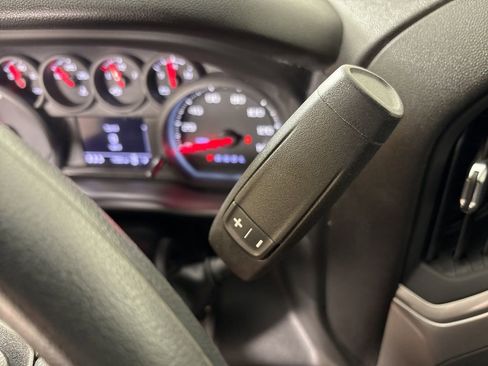 Used 2025 Chevrolet Silverado 1500 W/T w/ WT Value Package image 28