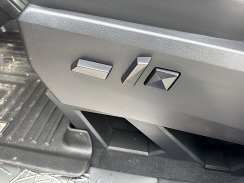 Used 2024 Tesla Cybertruck Cyberbeast image 10