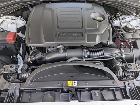 New 2026 Jaguar F-PACE R-Dynamic S image 16