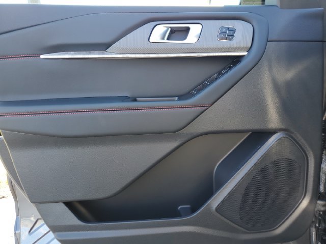 New 2027 Ford Explorer ST-Line w/ Premium Package AWD/4WD image 24