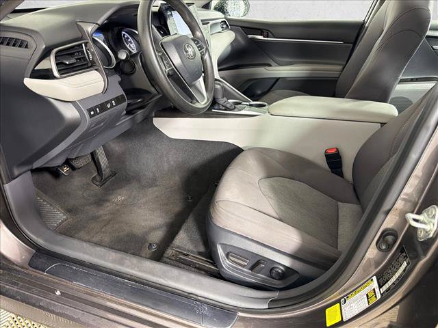 Used 2024 Toyota Camry LE FWD image 9