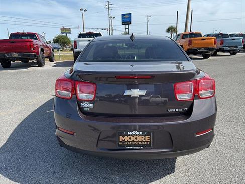 Used 2015 Chevrolet Malibu LT w/ Power Convenience Package image 7