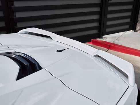 Used 2022 Chevrolet Corvette Stingray Preferred Conv w/ Z51 Performance Package image 11