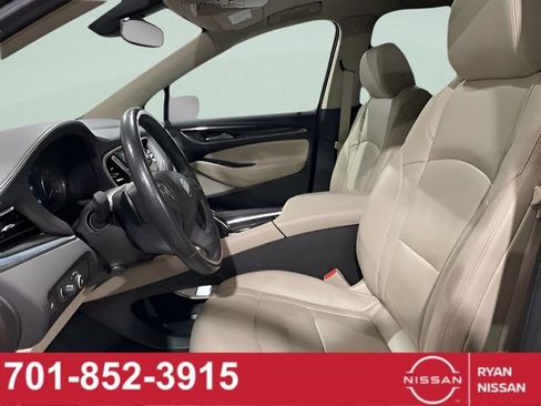 Used 2018 Buick Enclave Premium w/ Experience Buick Package image 27