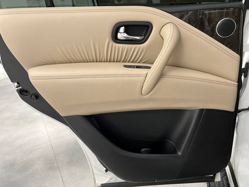 Used 2022 Nissan Armada Platinum w/ Captain's Chairs Package RWD image 21