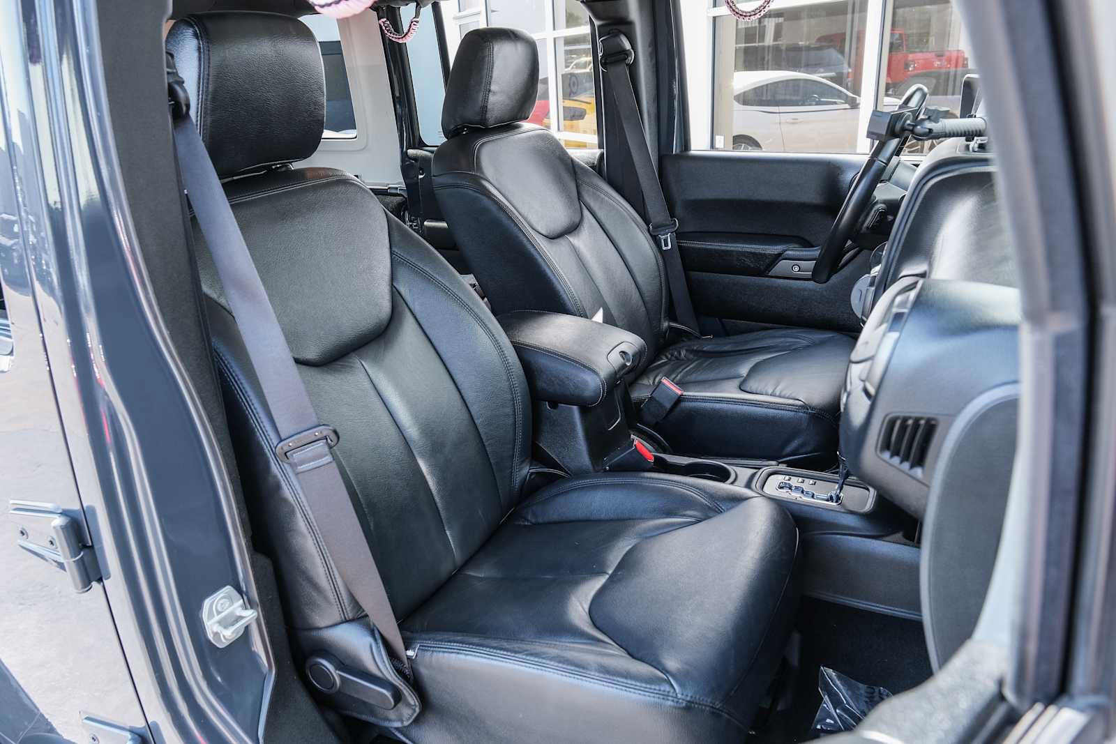 Used 2018 Jeep Wrangler Unlimited Sport AWD/4WD image 24